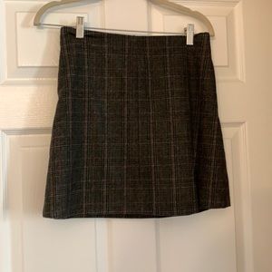 Wilfred sz 6 plaid skirt